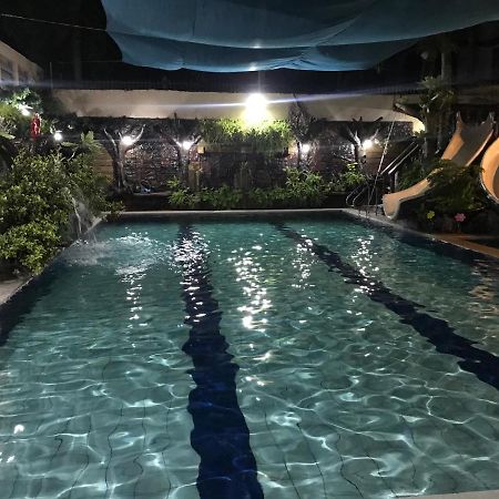 Srjo Fun Central Resort Calamba  Exterior photo