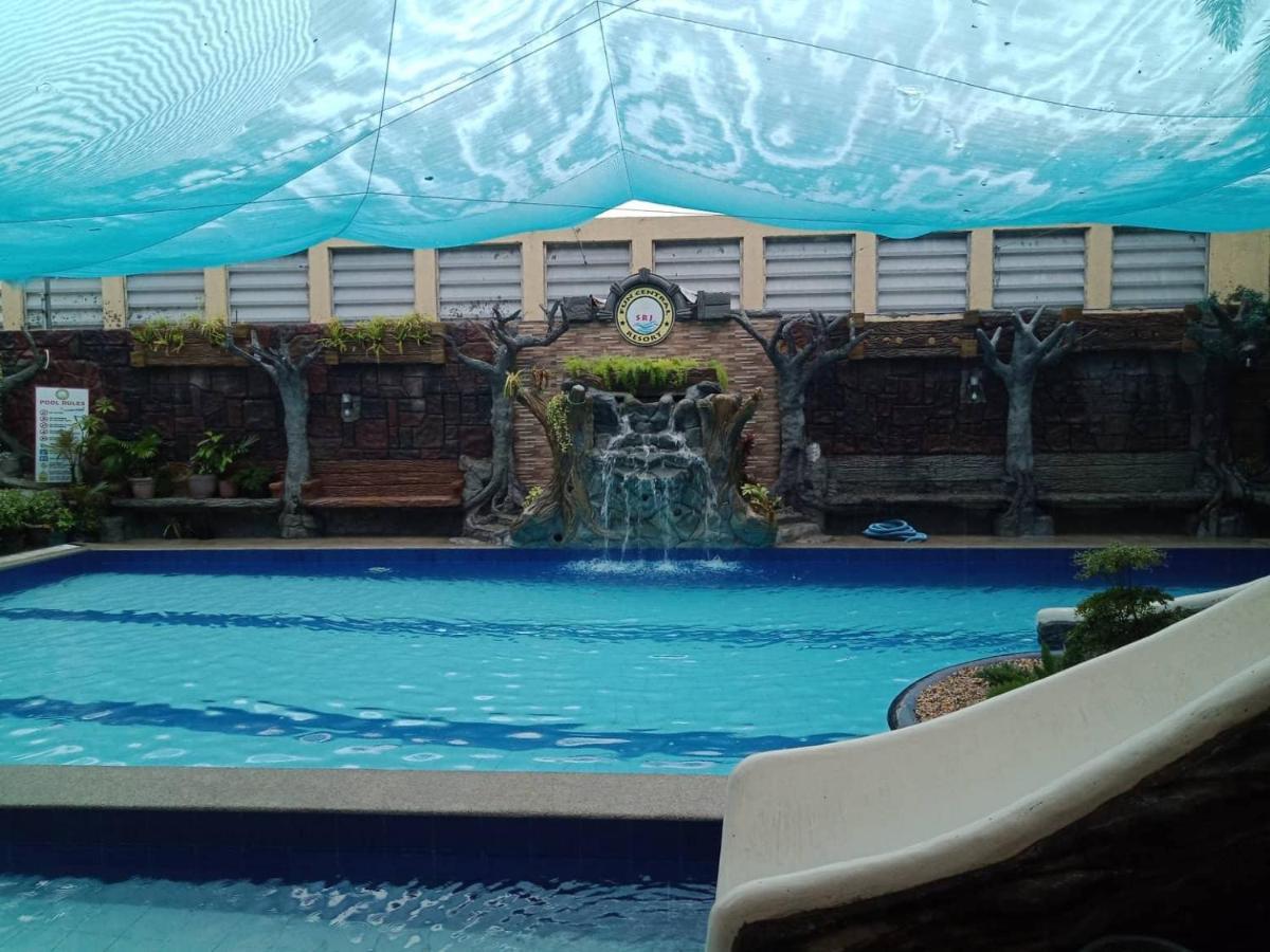 Srjo Fun Central Resort Calamba  Exterior photo