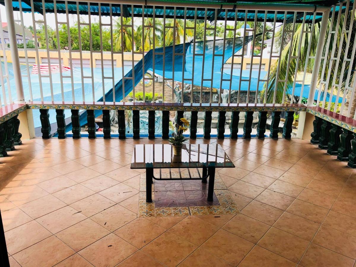 Srjo Fun Central Resort Calamba  Exterior photo