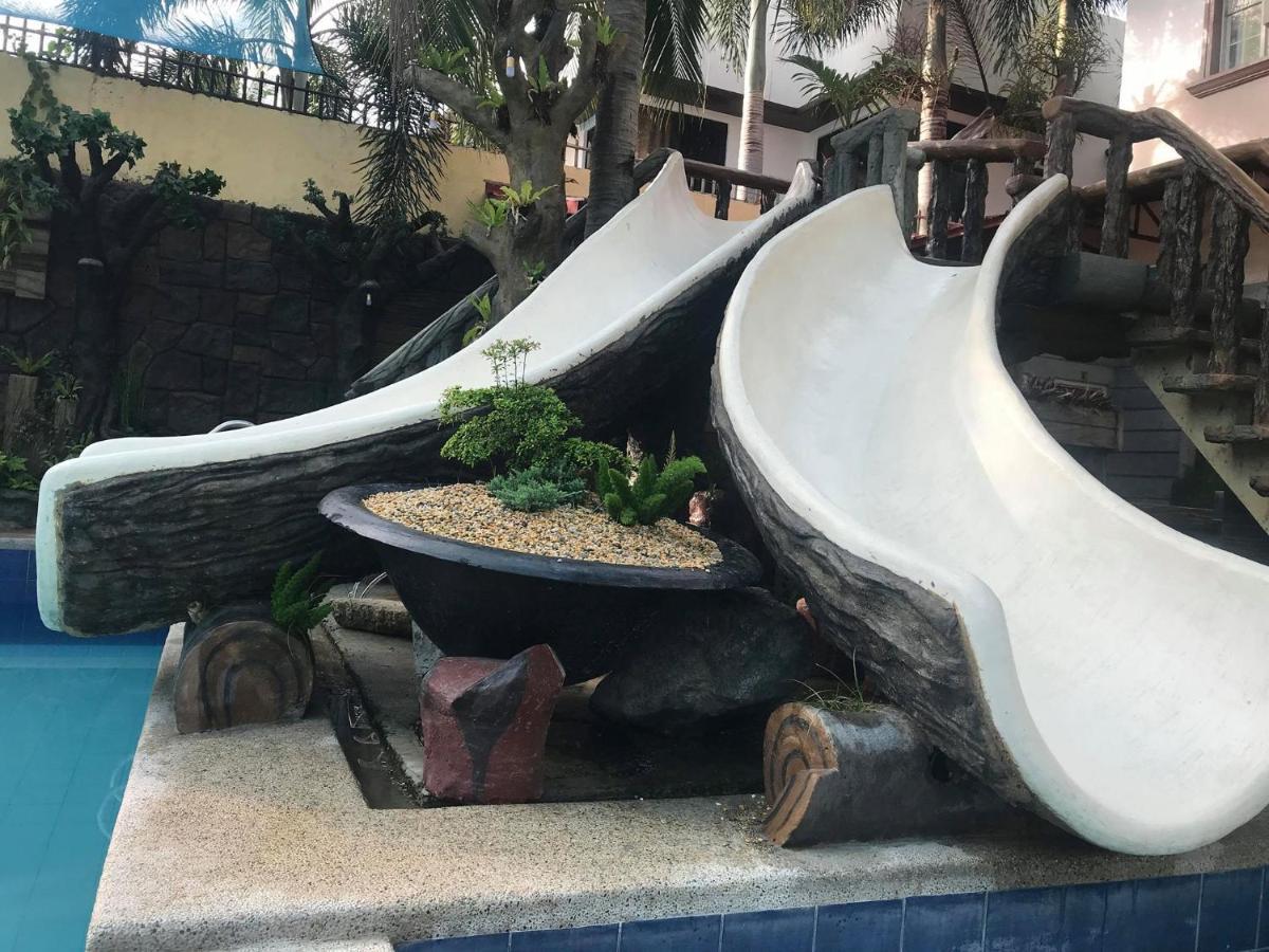 Srjo Fun Central Resort Calamba  Exterior photo