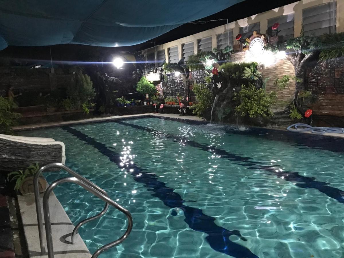 Srjo Fun Central Resort Calamba  Exterior photo